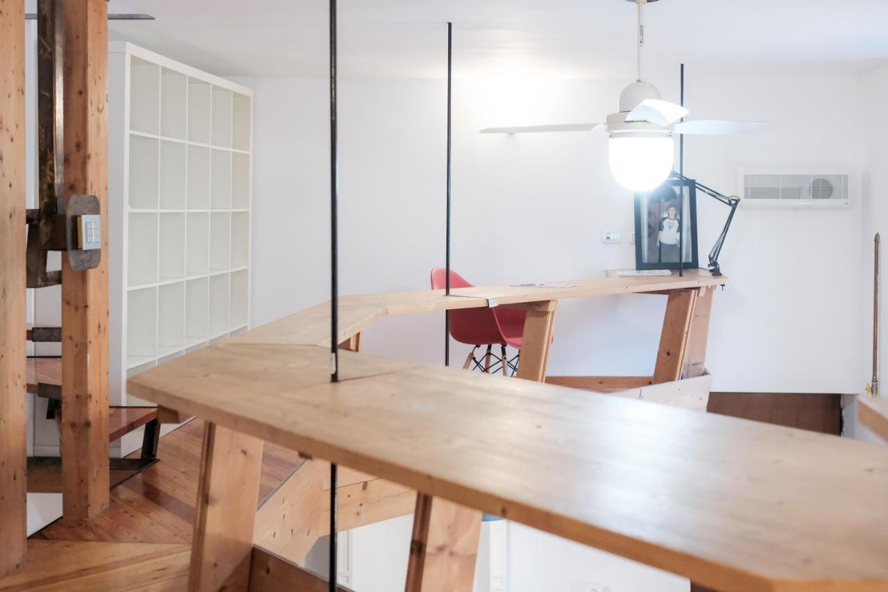 Apartment Mysa - Ampio Quartiere Isola, Milan